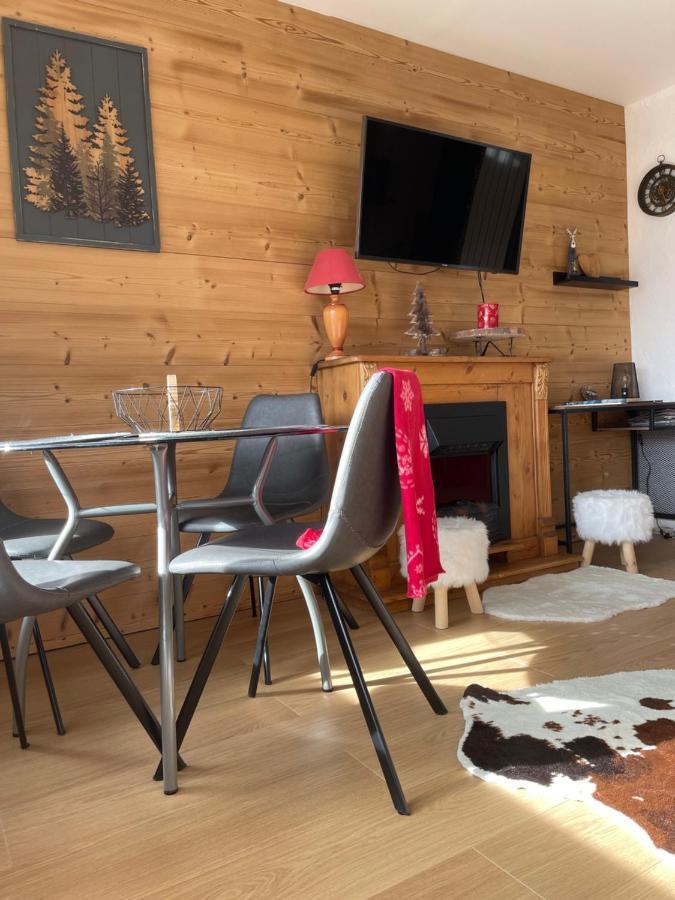 Studio 2 Alpes Style Chalet Au Pied De Telesiege Du Diable Διαμέρισμα Λε Ντεζ Αλπ Εξωτερικό φωτογραφία